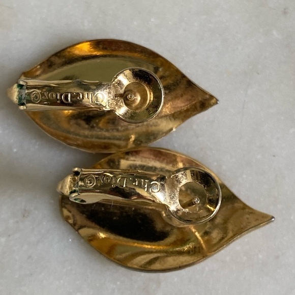 VERY RARE Vintage Christian Dior leaf earrings for pierced ears - Picture 2 of 13
